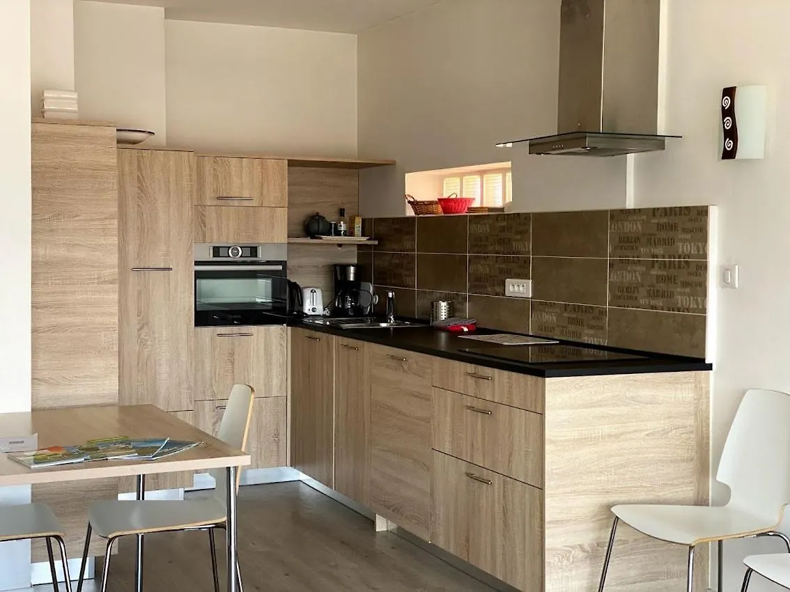 Studio Moderne Et Lumineux Centre Ville Aix Les Bains Экс-ле-Бен Апартаменты