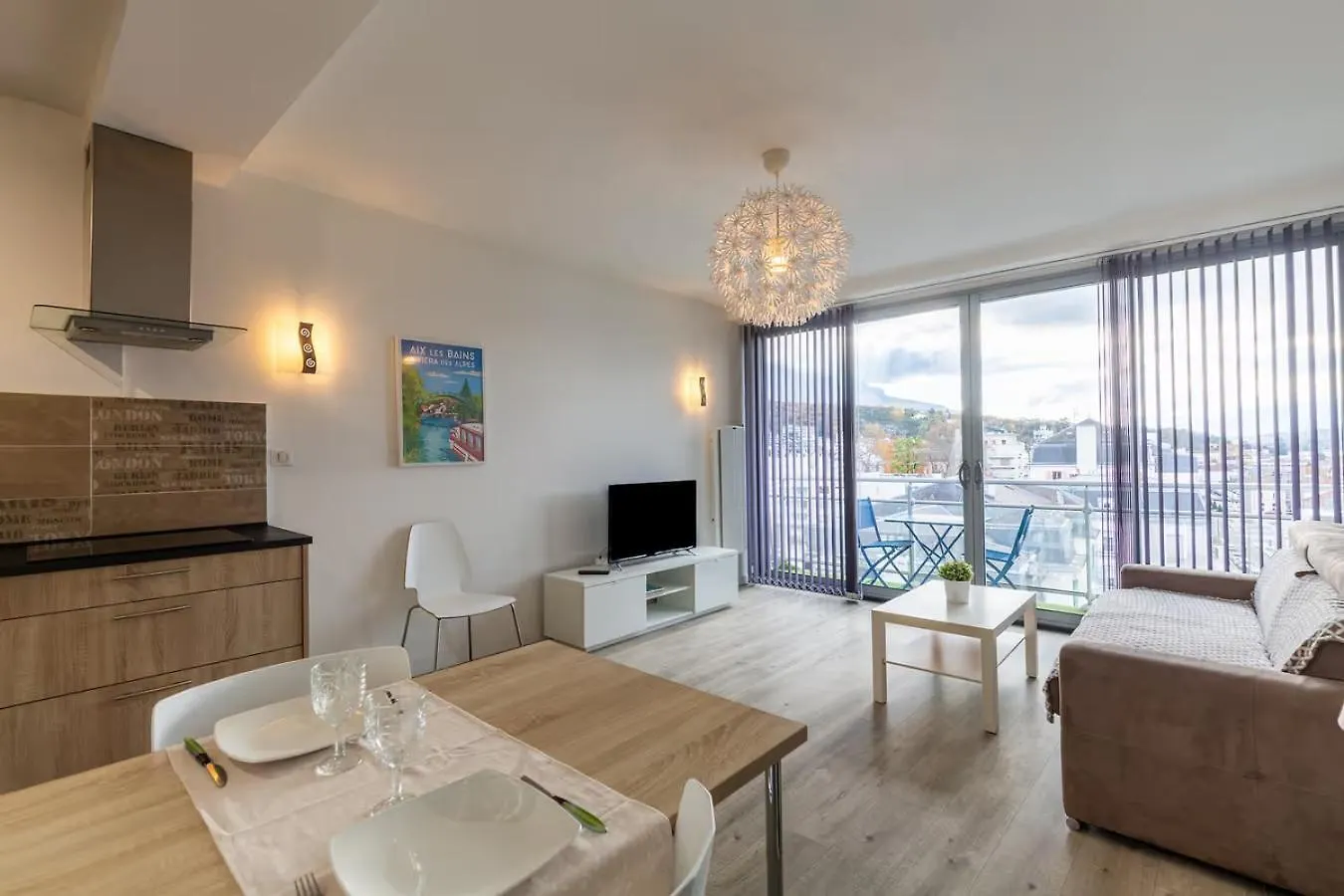 Studio Moderne Et Lumineux Centre Ville Aix Les Bains Экс-ле-Бен Франция